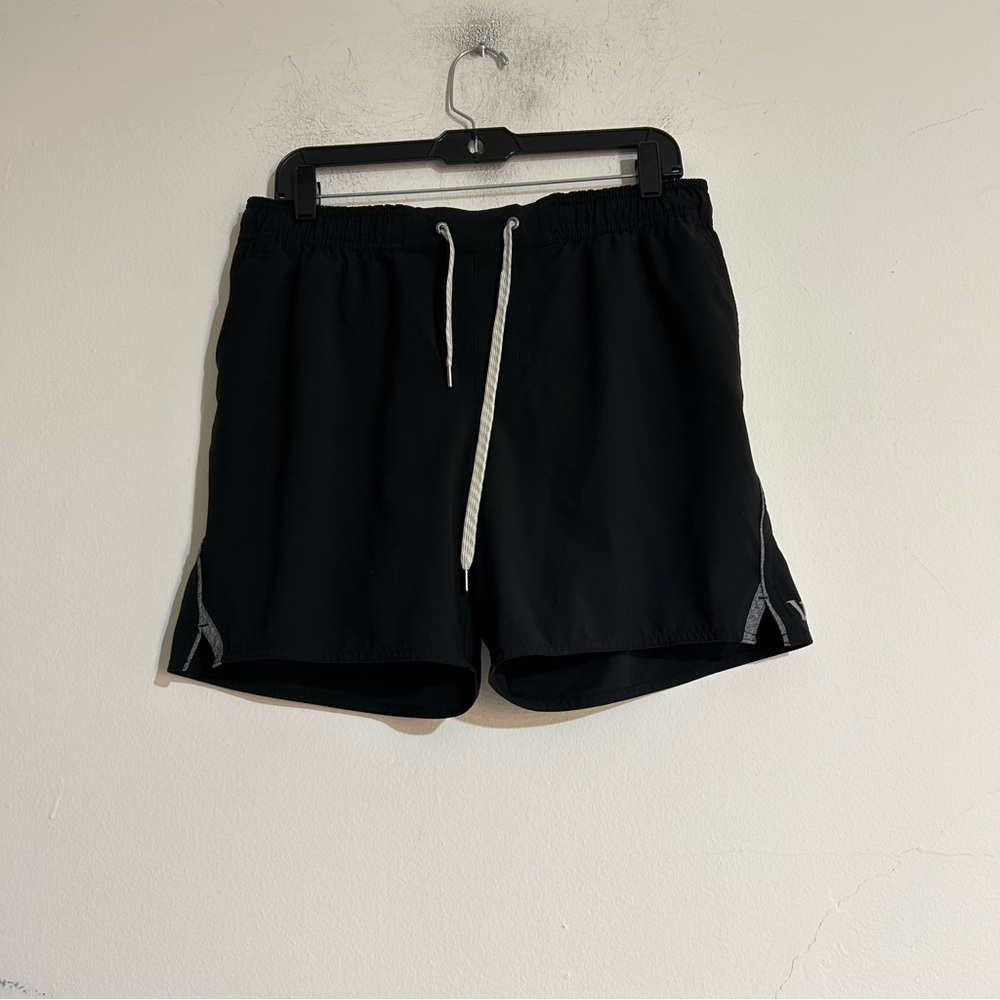 Vuori Trail Shorts 2.0 Men's Size Large Black Outdoor Athletic Hiking